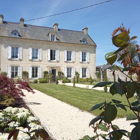 Les Mariesis Bed & Breakfast Osmanville Exterior photo
