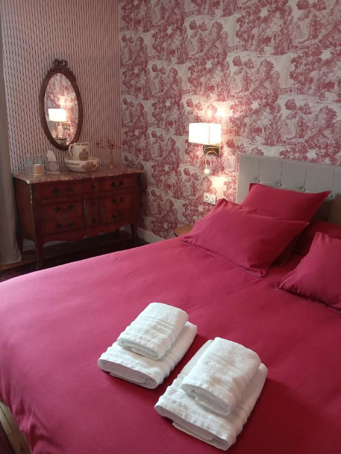 Les Mariesis Bed & Breakfast Osmanville Exterior photo